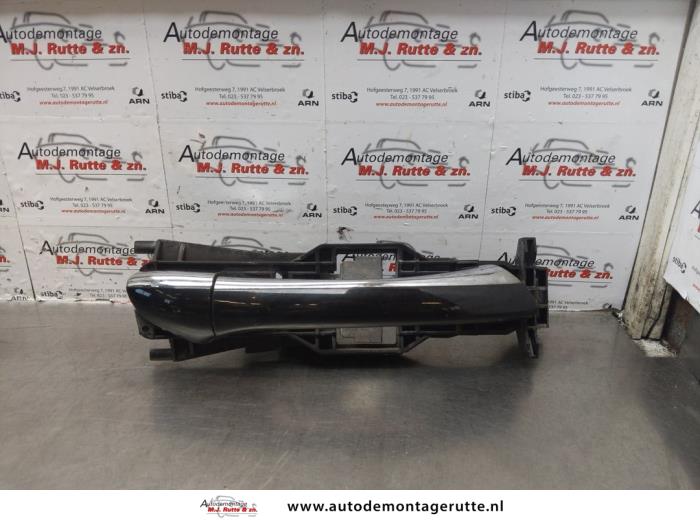 Gebruikte Deurgreep 4Deurs rechts-voor Mercedes E-Klasse O175360