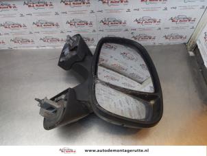 O175390 Gebruikte buitenspiegel rechts Renault Trafic