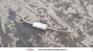 O175410 Gebruikte uitlaat middendemper Nissan Micra