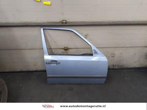 O175503 Gebruikte deur 4deurs rechts-voor Mercedes 200 - 500