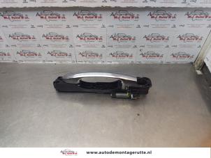 O175529 Gebruikte deurgreep 2deurs links Ford KA