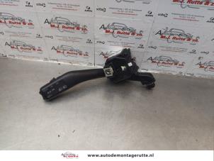 O175536 Gebruikte pinker schakelaar Seat Altea