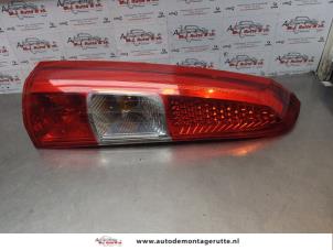 O175546 Gebruikte achterlicht links Volvo XC70