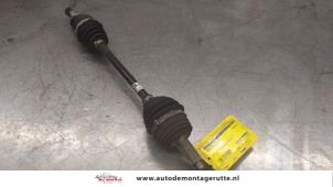 O175592 Gebruikte cardanas links-voor (vwa) Peugeot 108