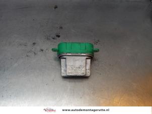 O175613 Gebruikte kachel weerstand Renault Espace