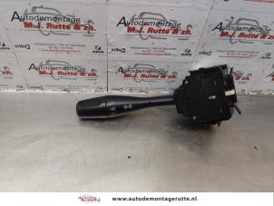 O175632 Gebruikte pinker schakelaar Mitsubishi Grandis