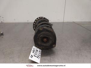 O175707 Gebruikte voorpoot rechts Nissan Micra