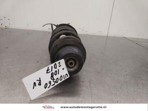 O175709 Gebruikte schokdemperpoot rechts-voor Peugeot 108