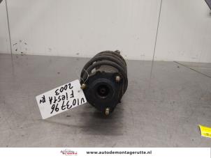 O175711 Gebruikte schokdemperpoot rechts-voor Ford Fiesta