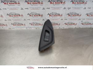 O175758 Gebruikte ruit schakelaar elektrisch Peugeot 108