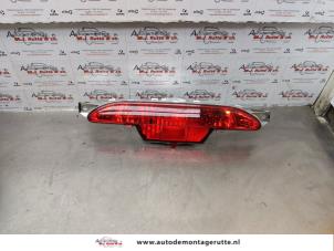 O175807 Gebruikte extra remlicht midden Peugeot 208