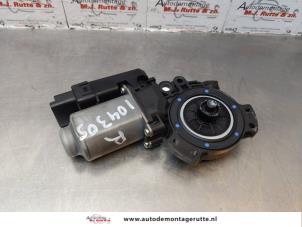O175830 Gebruikte motor electrisch raam Kia Cee'D