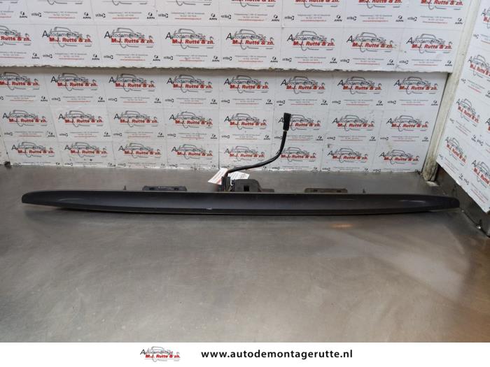 Gebruikte Handgreep Achterklep BMW 3-Serie O175868