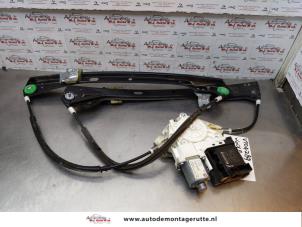 O175984 Gebruikte raammechaniek 4deurs links-voor Volkswagen Golf