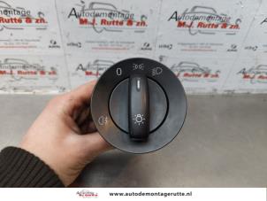 O175989 Gebruikte licht schakelaar Volkswagen Golf