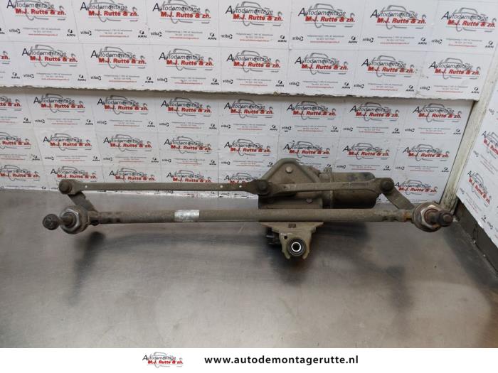 Gebruikte Ruitenwismotor+Mechaniek Opel Vivaro O176000