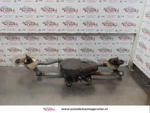 O176137 Gebruikte ruitenwismotor+mechaniek Suzuki Splash