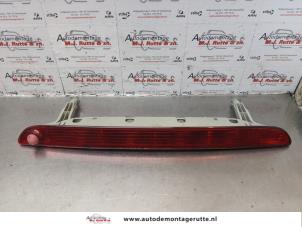 O176146 Gebruikte extra remlicht midden Suzuki Splash