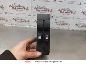 O176147 Gebruikte combischakelaar ramen Suzuki Splash