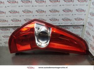 O176155 Gebruikte achterlicht links Suzuki Splash