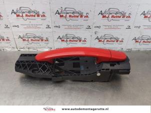 O176226 Gebruikte deurgreep 4deurs links-achter Skoda Fabia