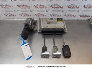 O176243 Gebruikte kontaktslot + computer Audi TT