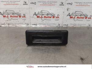 O176278 Gebruikte schakelaar achterklep Skoda Fabia