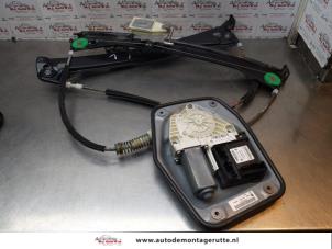 O176279 Gebruikte ruitmechaniek 2deurs links-voor Volkswagen Eos