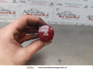 O176319 Gebruikte alarmlicht schakelaar Citroen Xsara