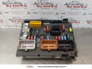 O176315 Gebruikte zekeringkast Peugeot 207