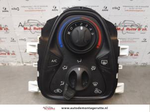 O176373 Gebruikte chaufage bedieningspaneel Peugeot 108