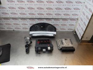 O176411 Gebruikte kontaktslot + computer Volkswagen Eos