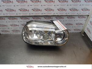 O176418 Gebruikte koplamp rechts Volkswagen Golf