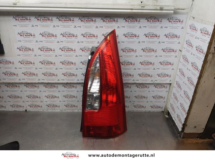 Gebruikte Achterlicht rechts Mazda Premacy O176504