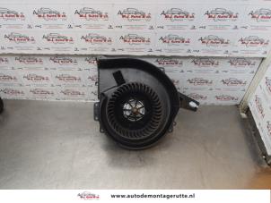 O176513 Gebruikte kachel ventilatiemotor Skoda Fabia