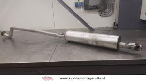 O176530 Gebruikte uitlaat middendemper Opel Zafira