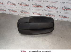 O176592 Gebruikte schuifdeurgreep rechts Opel Vivaro