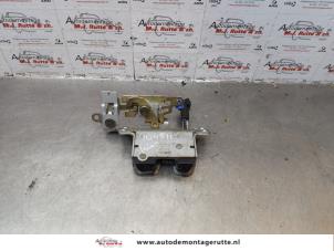 O176616 Gebruikte slotmechaniek achterklep Saab 9-5