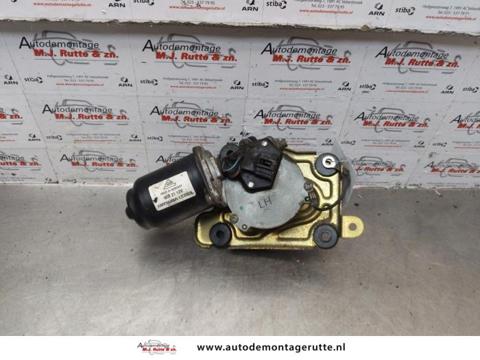 Gebruikte Ruitenwissermotor voor Opel Agila O176619