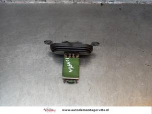 O176626 Gebruikte kachel weerstand Volkswagen Transporter
