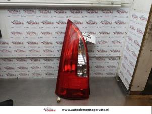 O176643 Gebruikte achterlicht links Mazda Premacy