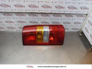 O176699 Gebruikte achterlicht rechts Peugeot Expert