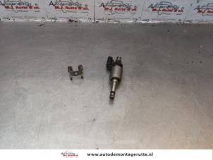 O176765 Gebruikte injector (benzine injectie) Ford Grand C-Max