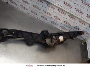 O176786 Gebruikte ruitenwismotor+mechaniek Jeep Grand Cherokee
