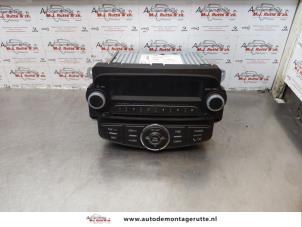 O176852 Gebruikte radio Chevrolet Aveo