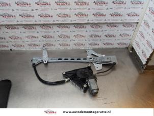 O176869 Gebruikte raammechaniek 4deurs rechts-voor Peugeot 108