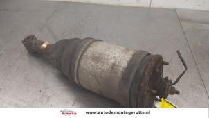 O176885 Gebruikte schokdemperpoot links-achter Landrover Range Rover