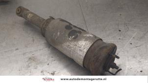 O176888 Gebruikte veerpoot rechts-voor Landrover Range Rover