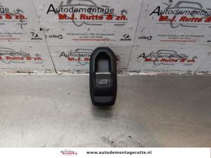 O176953 Gebruikte schakelaar elektrisch raam Ford Grand C-Max