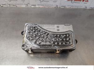 O176977 Gebruikte kachel weerstand Audi A6